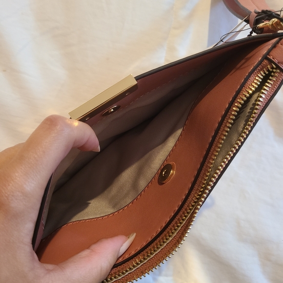 NINE WEST Women's Lawson wristlet wallet - Picture 4 of 5